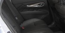 Infiniti M35h - test
