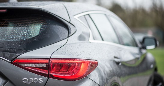 Inifiti Q30 Sport - test
