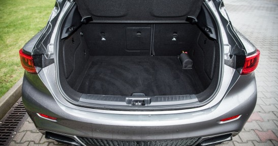 Inifiti Q30 Sport - test