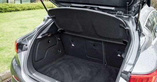 Inifiti Q30 Sport - test