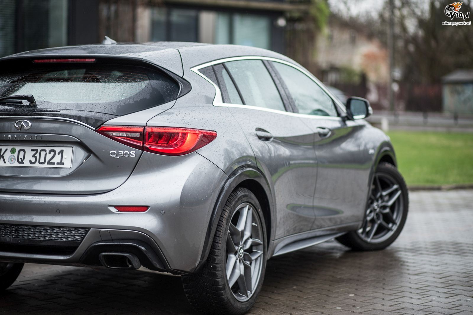 Inifiti Q30 Sport - test