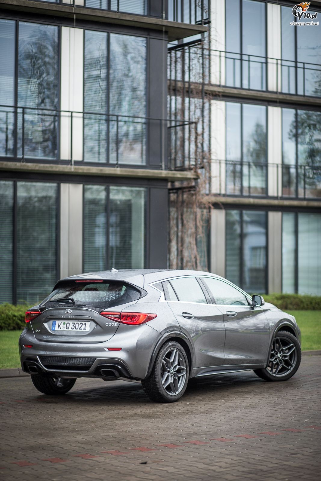 Inifiti Q30 Sport - test