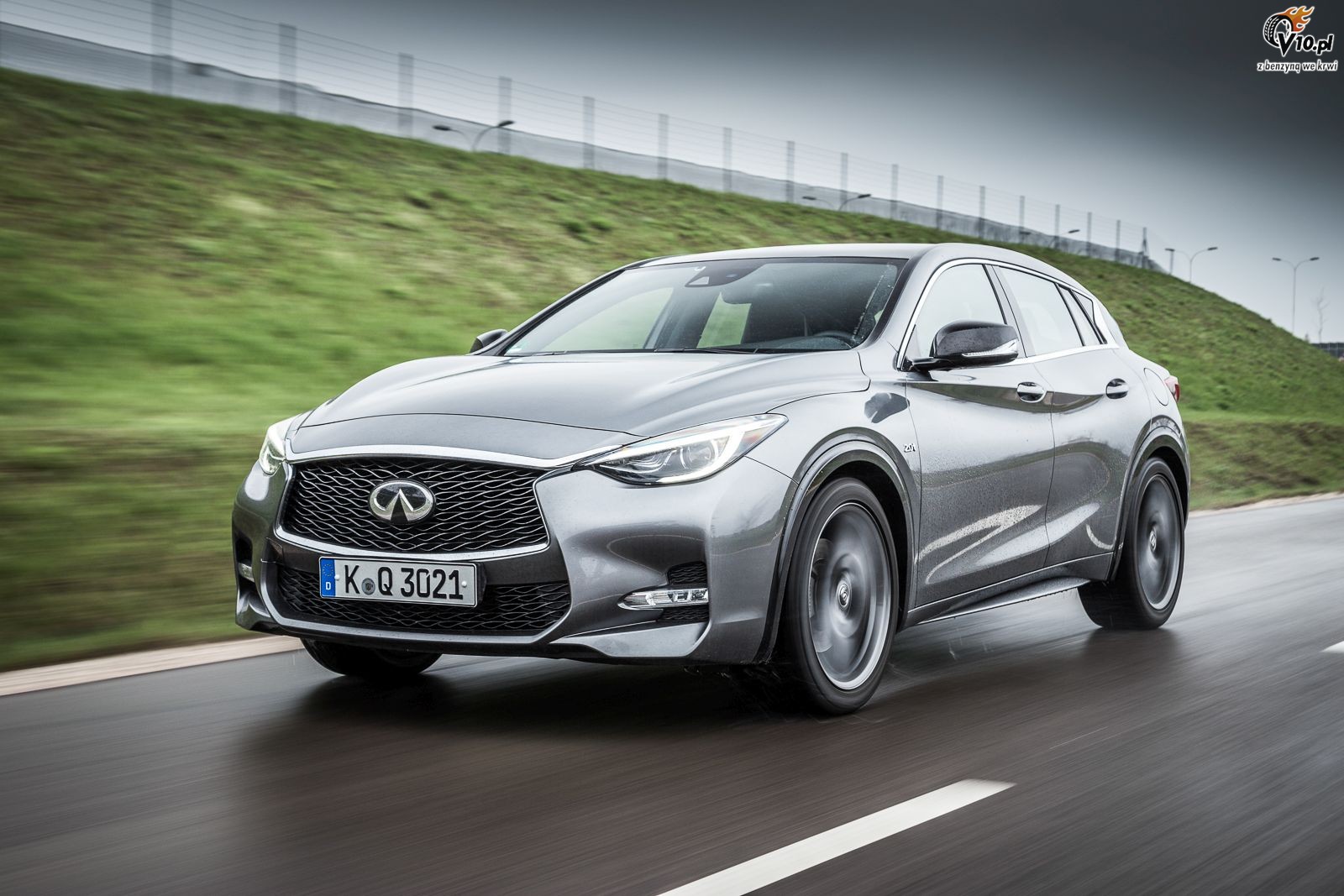 Inifiti Q30 Sport - test