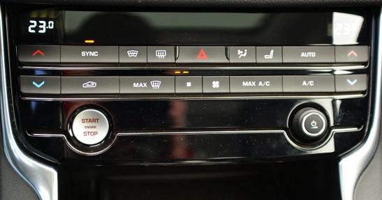Jaguar XF 25t -  test