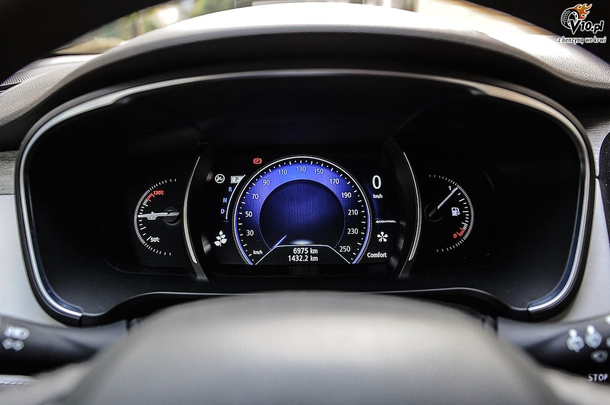 Renault Talisman Grandtour TCe vs Kia Optima SW GT - test