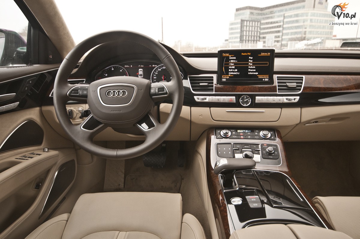Mercedes S350 BlueTEC L vs Audi A8 L 4.2 TDI