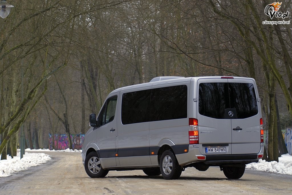 Mercedes Sprinter Kombi 319 CDI