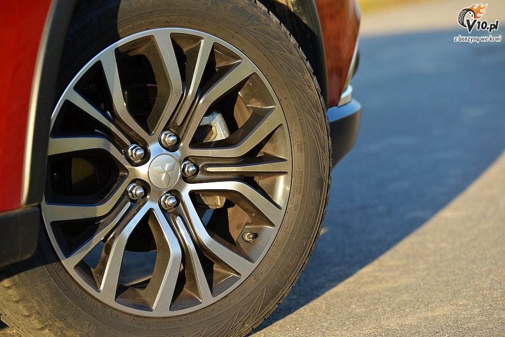 Mitsubishi Outlander 2.0 4WD CVT - test