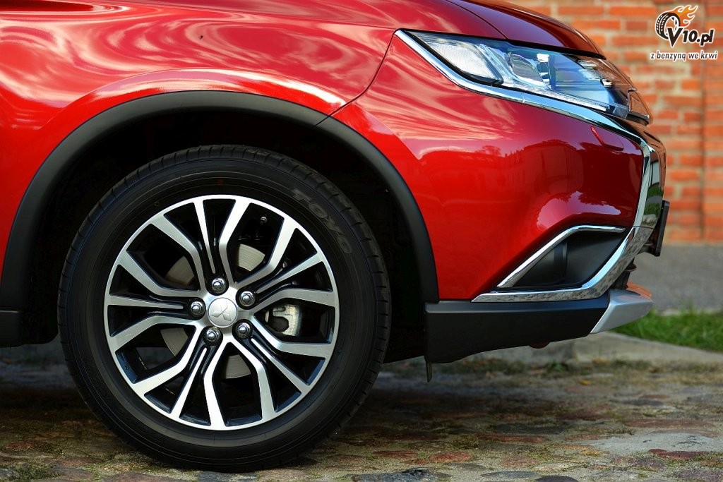 Mitsubishi Outlander 2.0 4WD CVT - test