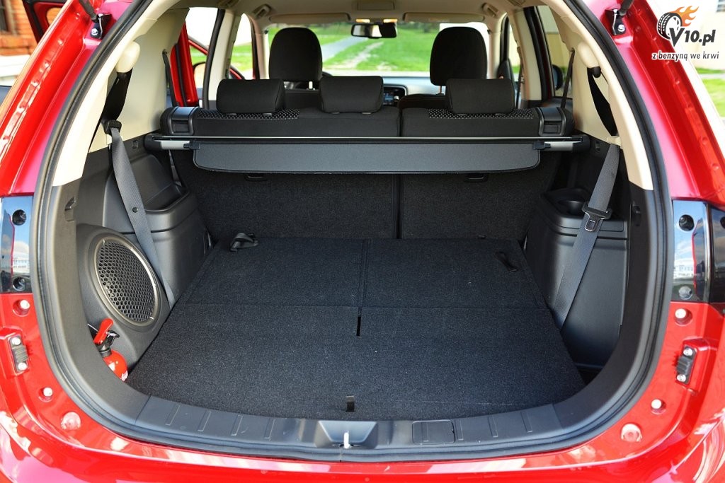 Mitsubishi Outlander 2.0 4WD CVT - test
