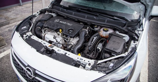 Jak skonfigurować Opla Astrę? - nasz poradnik