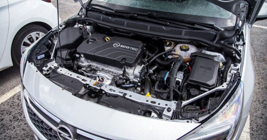 Jak skonfigurować Opla Astrę? - nasz poradnik