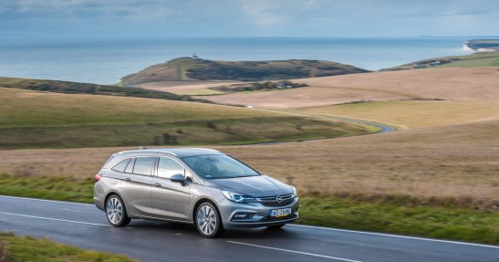 Opel Astra ST i brytyjskie klify - test