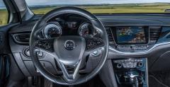 Opel Astra ST i brytyjskie klify - test