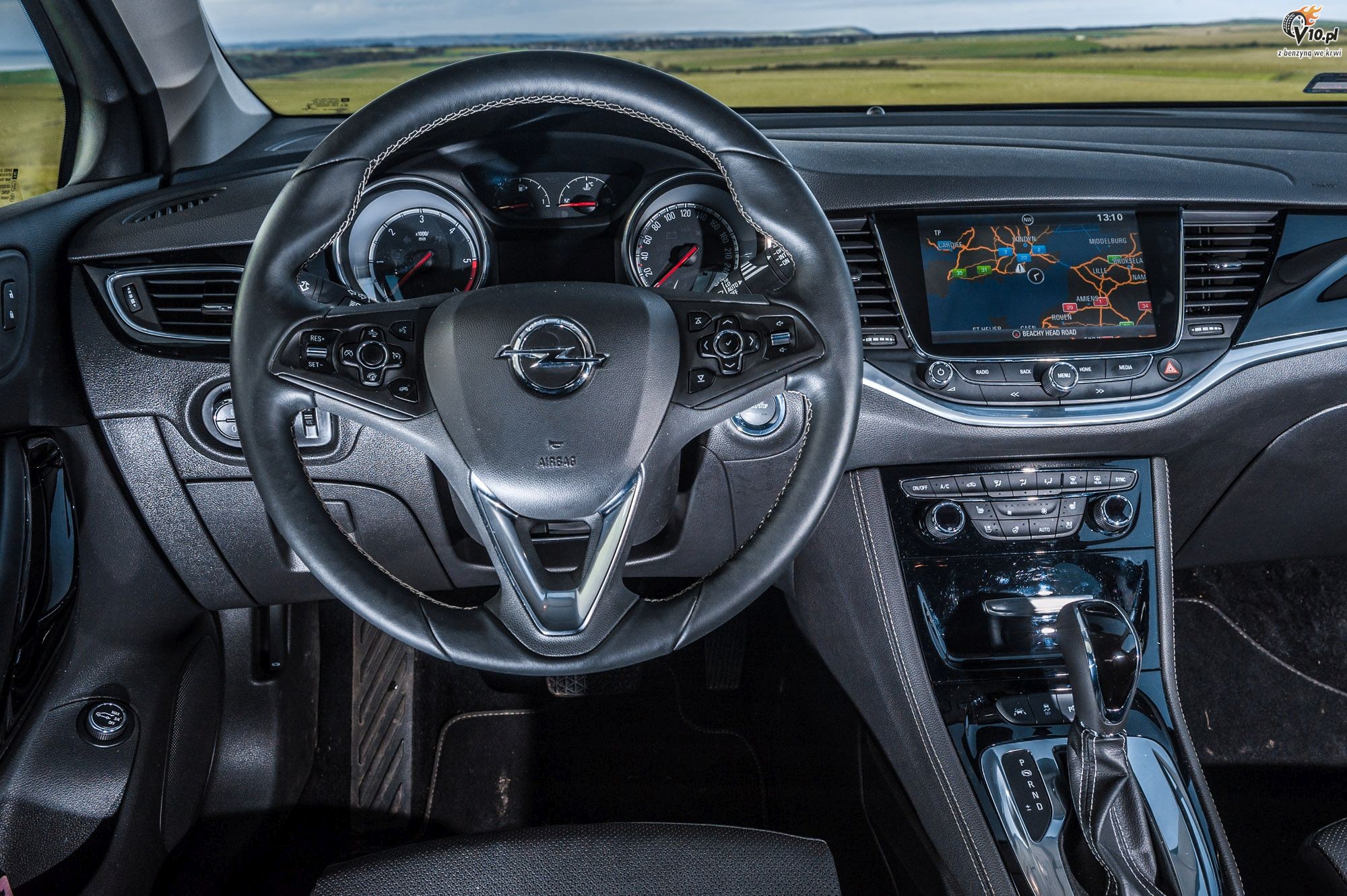 Opel Astra ST i brytyjskie klify - test