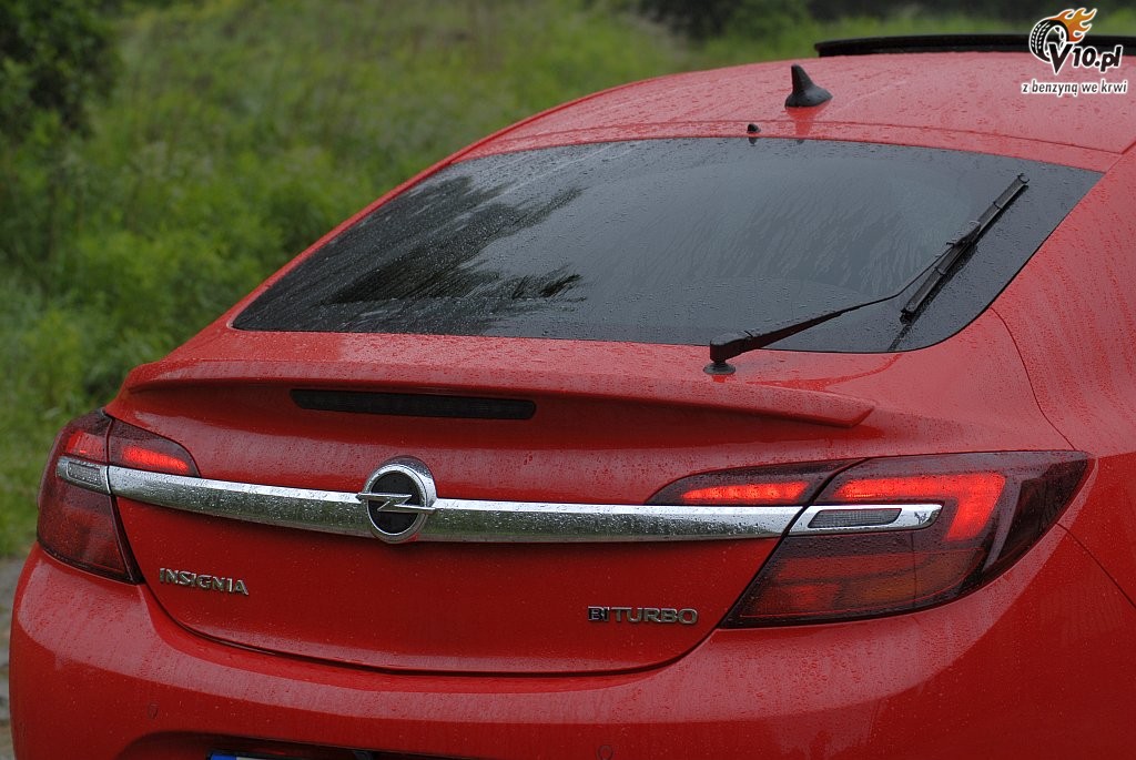 Opel Insignia 2.0 CDTI BiTurbo - test