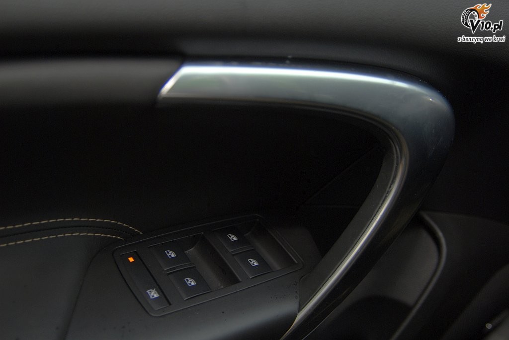 Opel Insignia 2.0 CDTI BiTurbo - test