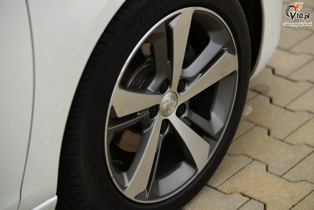 Peugeot 308 SW 1.6 BlueHDi - test
