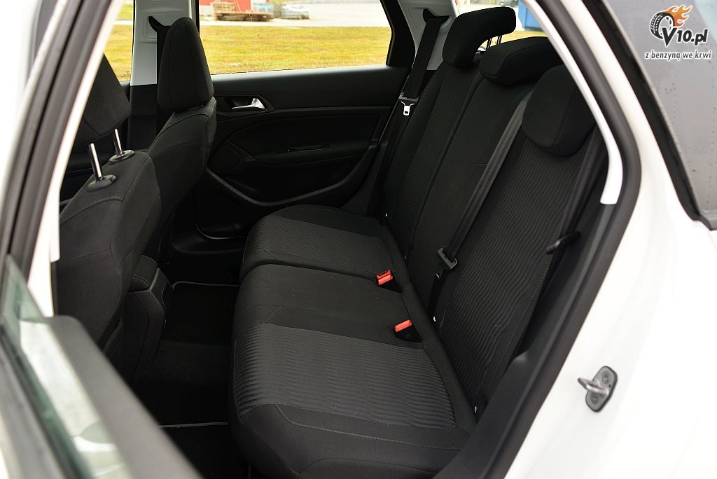 Peugeot 308 SW 1.6 BlueHDi - test