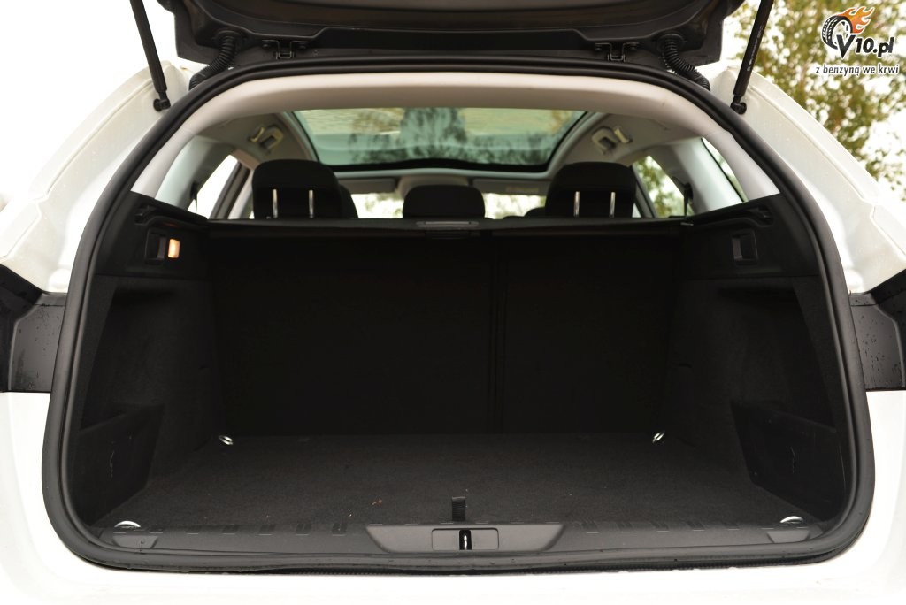 Peugeot 308 SW 1.6 BlueHDi - test