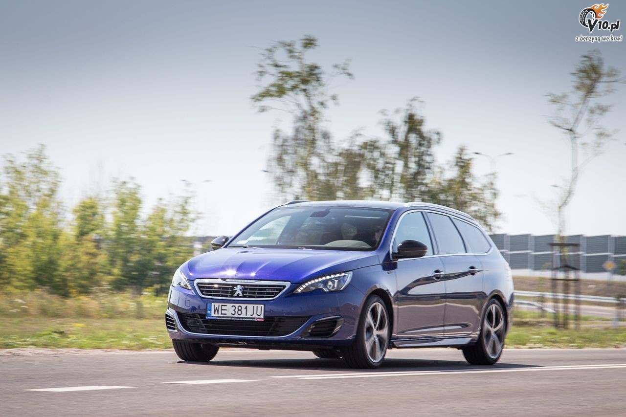 Renault Megane Grandtour GT vs Peugeot 308 SW GT - Wycig TGV - nasze porwnanie