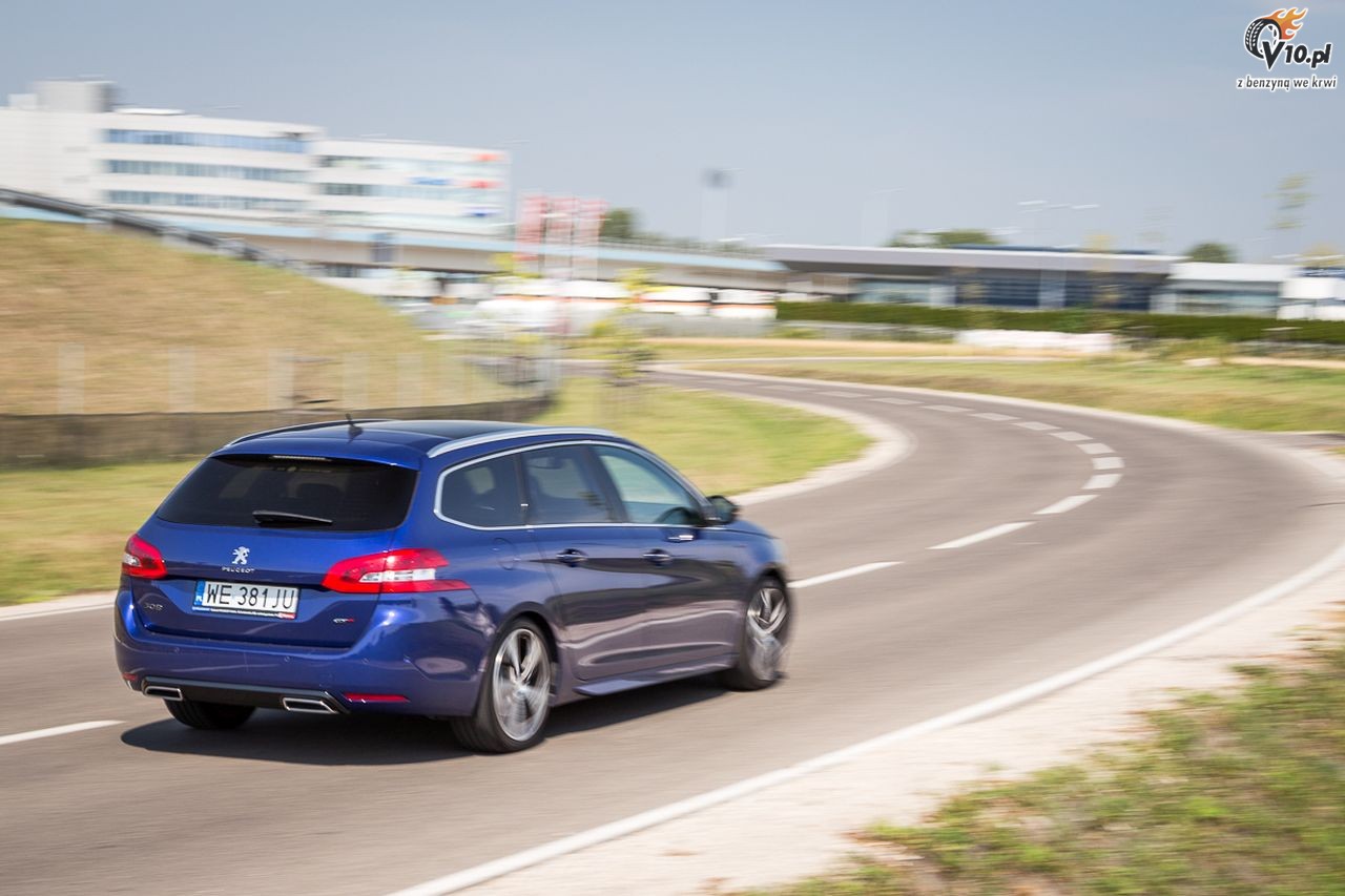Renault Megane Grandtour GT vs Peugeot 308 SW GT - Wycig TGV - nasze porwnanie