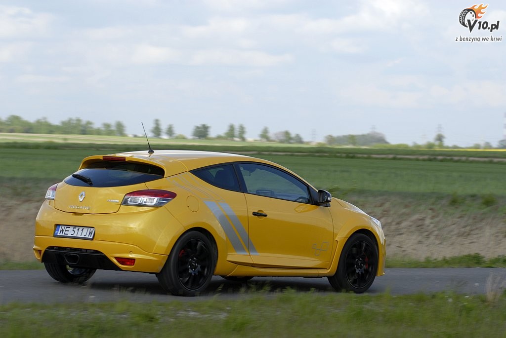 Renault Megane RS Trophy - Francuski drapienik - nasz test