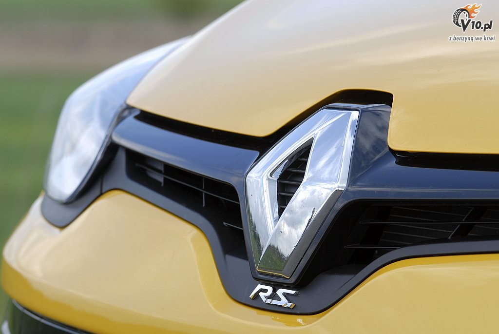 Renault Megane RS Trophy - Francuski drapienik - nasz test