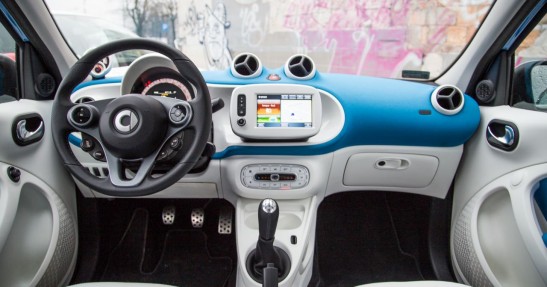 Renault Twingo vs Smart ForFour - test