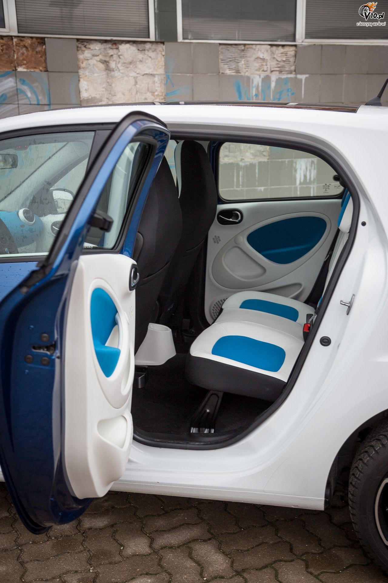Renault Twingo vs Smart ForFour - test