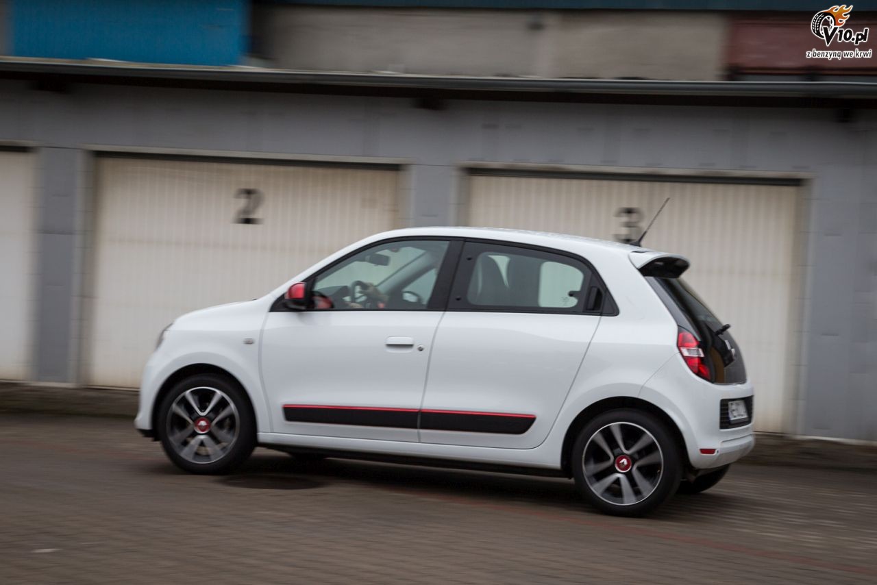 Renault Twingo vs Smart ForFour - test