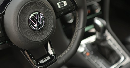VW Golf R vs. Seat Leon Cupra - test