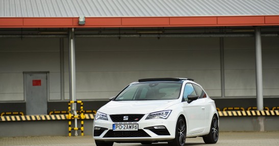 VW Golf R vs. Seat Leon Cupra - test