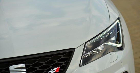 VW Golf R vs. Seat Leon Cupra - test