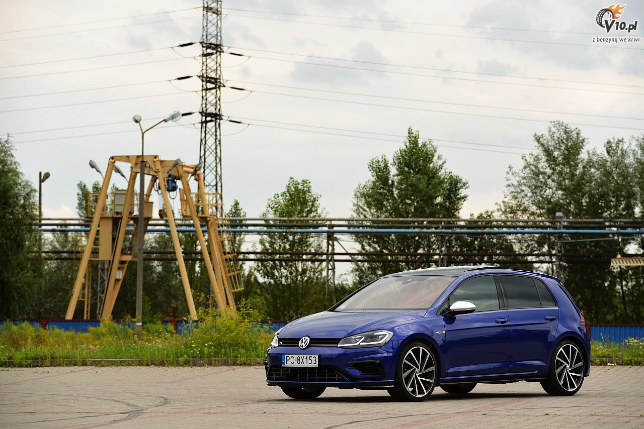 VW Golf R vs. Seat Leon Cupra - test