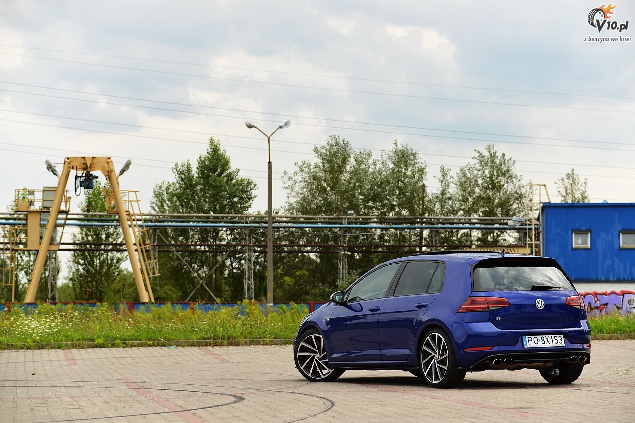 VW Golf R vs. Seat Leon Cupra - test