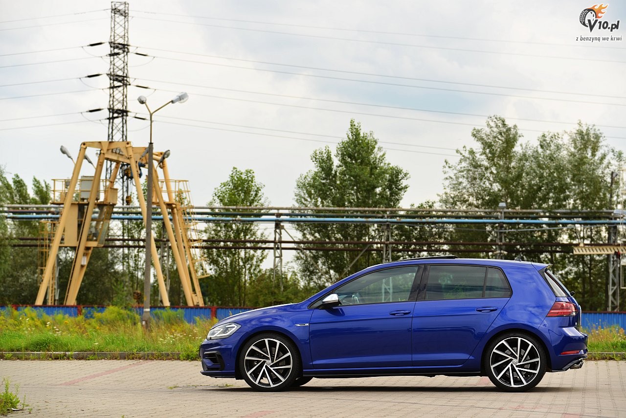 VW Golf R vs. Seat Leon Cupra - test