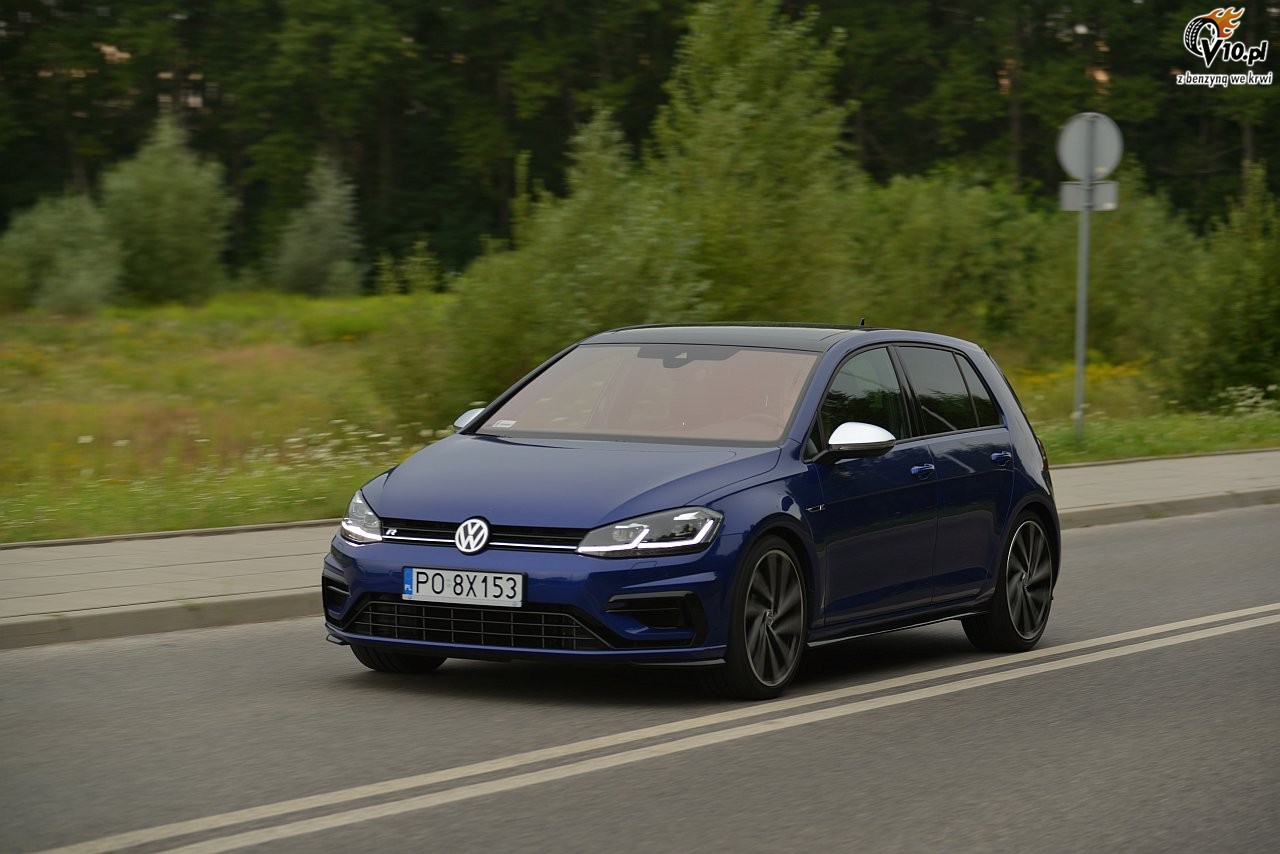 VW Golf R vs. Seat Leon Cupra - test