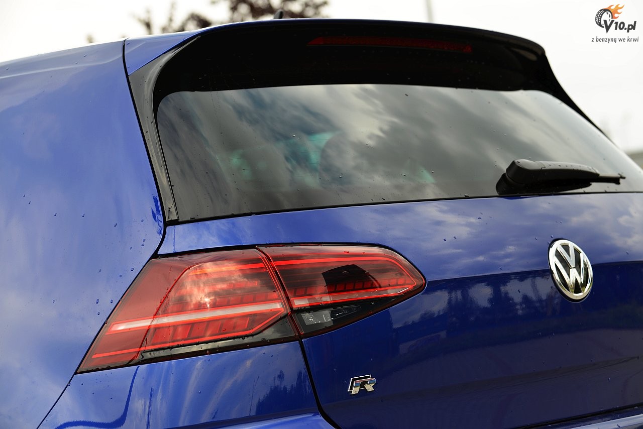 VW Golf R vs. Seat Leon Cupra - test
