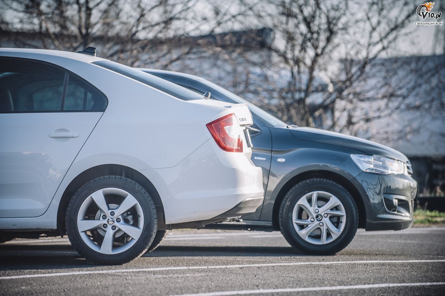 Skoda Rapid vs Citroen C-Elysee - test