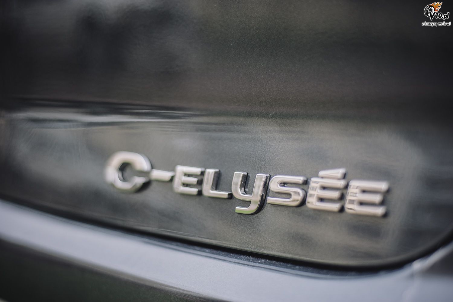 Skoda Rapid vs Citroen C-Elysee - test