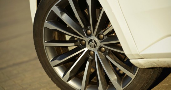 Skoda Superb 2.0 TDI by Ossoliński