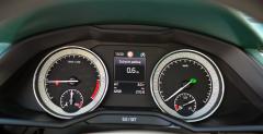 Skoda Superb 2.0 TDI by Ossoliski
