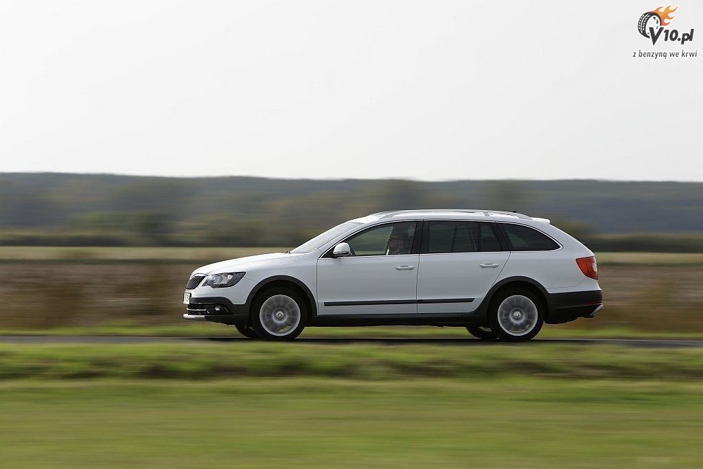 Skoda Superb Outdoor 2.0 TDI - test