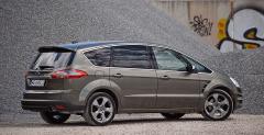 Ford S-max vs Porsche 968