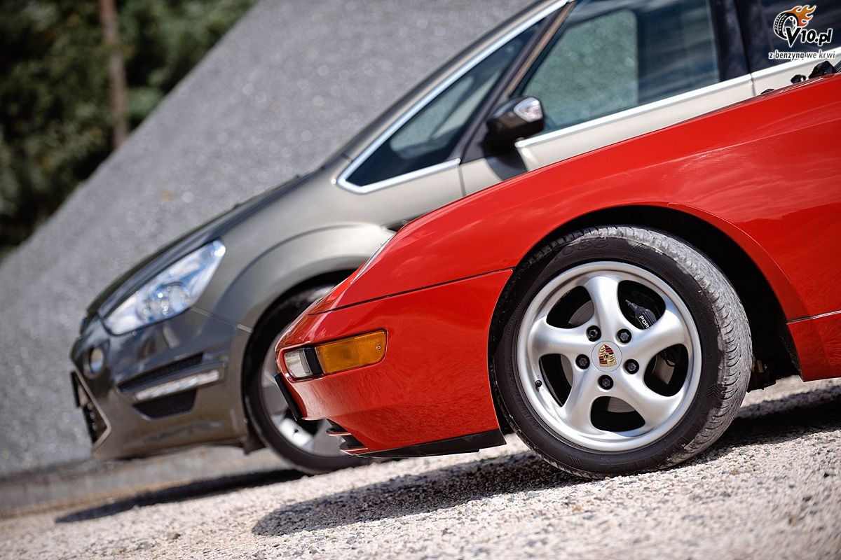 Ford S-max vs Porsche 968