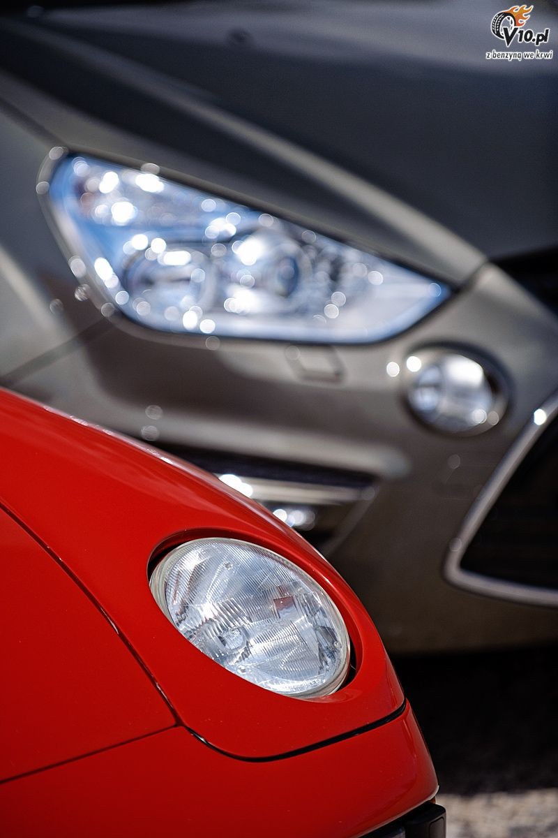 Ford S-max vs Porsche 968