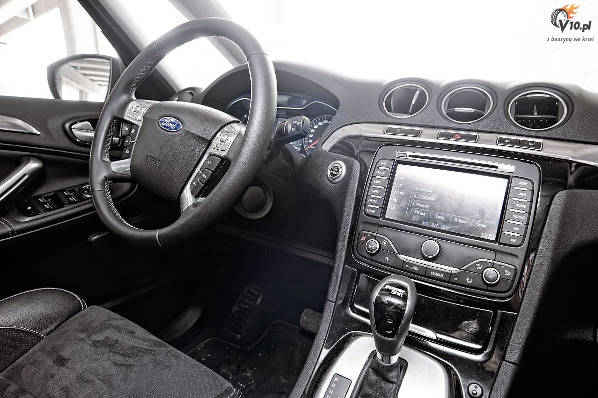 Ford S-max vs Porsche 968