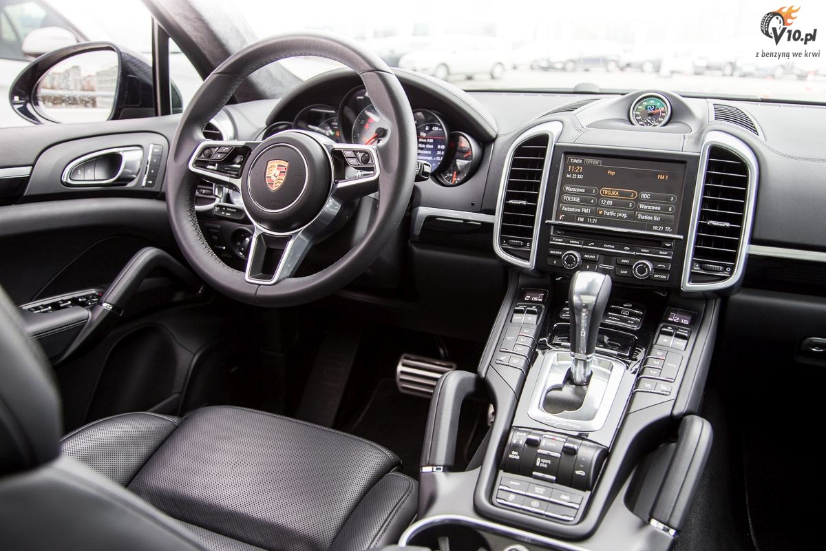 Porsche Cayenne, BMW X6 i Infiniti QX70
