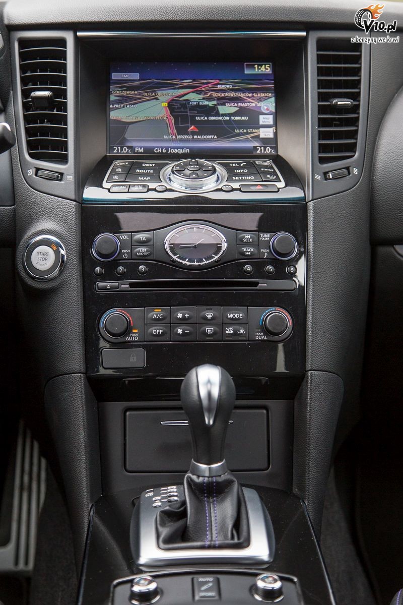 Porsche Cayenne, BMW X6 i Infiniti QX70